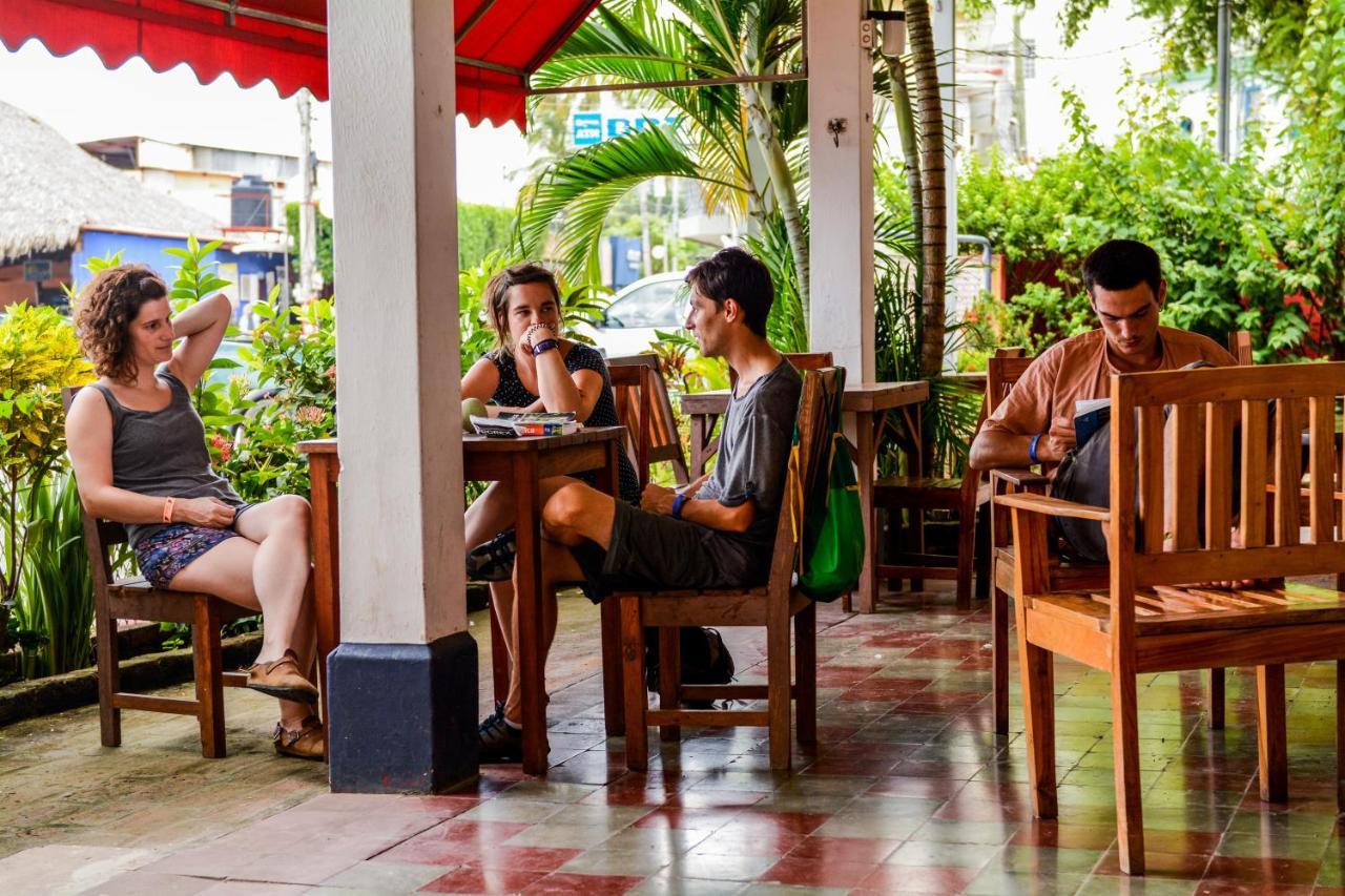 Hostel Esperanza ซานฮวนเดลซูร์ ภายนอก รูปภาพ